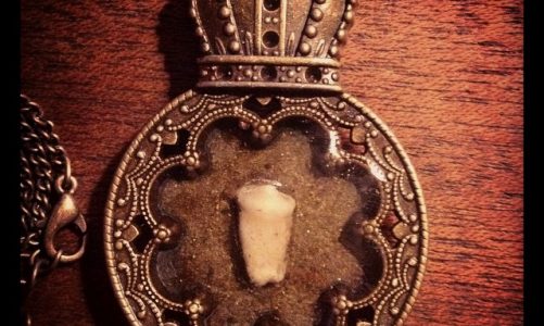 Mourning Locket